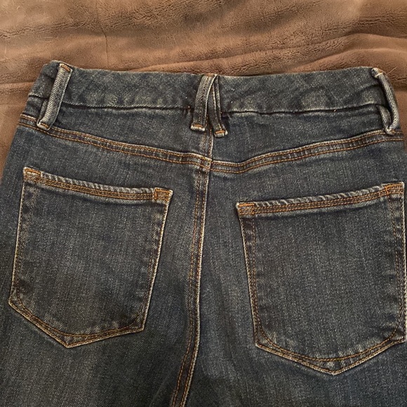 Good American Good Waist size 4 / 27 jeans step hem indigo 28” inseam - worn 1x - Picture 3 of 5